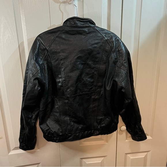 Phase 2 Men’s leather jacket - Picture 3 of 9